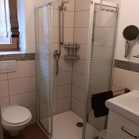 Waldesruh * Lam
